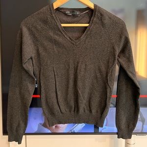 SOLD: Zara cotton slim fit sweater S